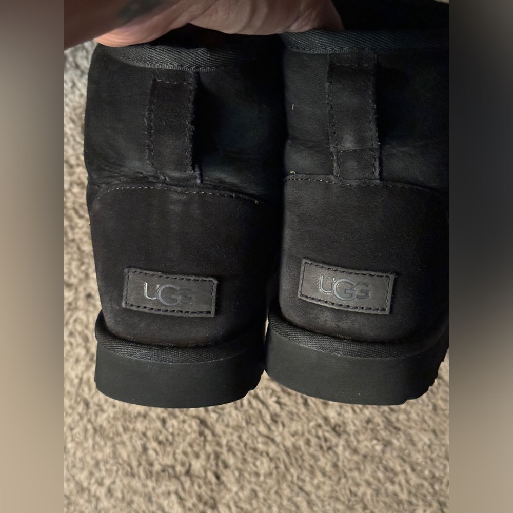 Black ugg boots - Picture 3 of 5